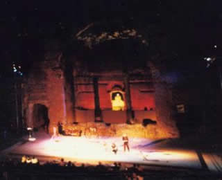 Giorgio Albertazzi e SYNAULIA a Villa Adriana
